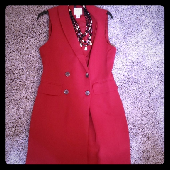 Dress - Picture 1 of 3